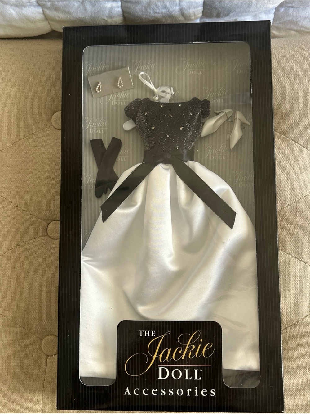 The Jackie Doll Accessories Franklin Mint 16” The Black and White Gown Ensemble